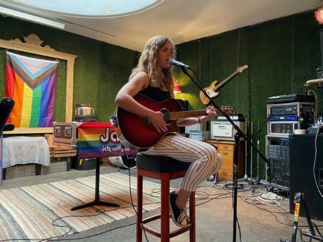 Cynthia Janes am letztjährigen Rainbow Art Festival