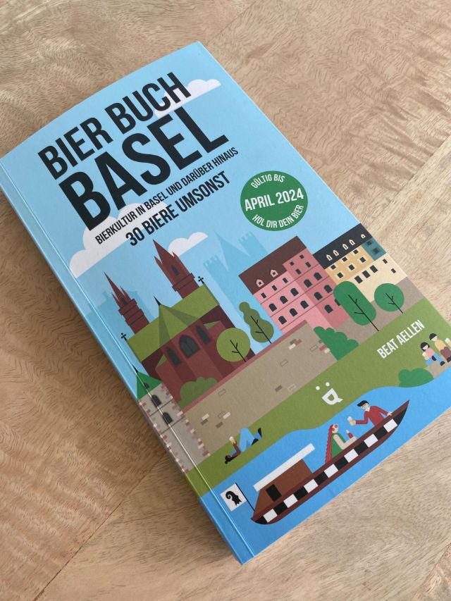 Das Bier Buch Basel liegt auf einem Tisch