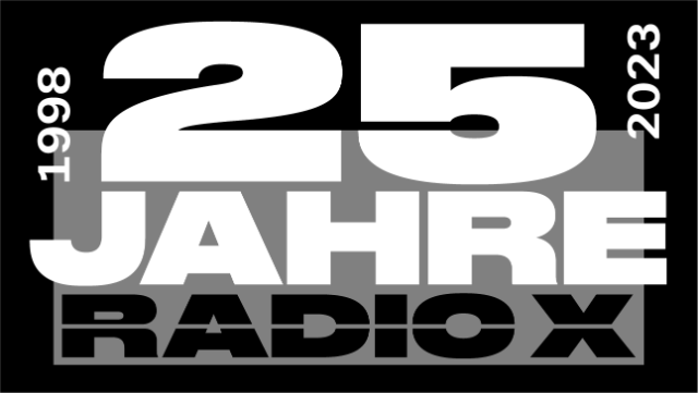 Der Banner zum 25. Geburtstag von Radio X ziert das Gründungsjahr, den Namen, die 25. Jahre und das aktuelle Jahr.