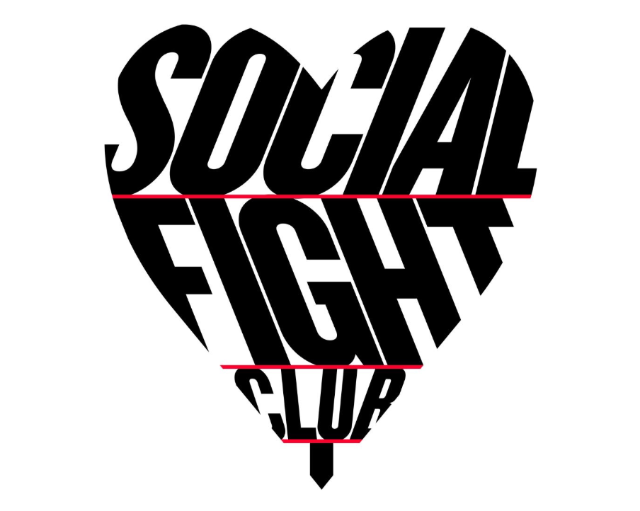 Man sieht ein Herz und darin ist der Schriftzug Social Fight Club.