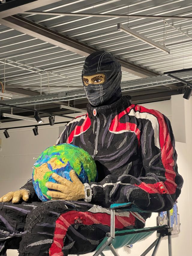 Confeere "INVISIBLE" in der Colab Gallery