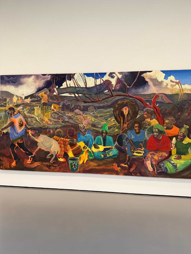 Im Palazzo Grassi wird eine grosse Einzelausstellung von Michael Armitage gezeigt. 
