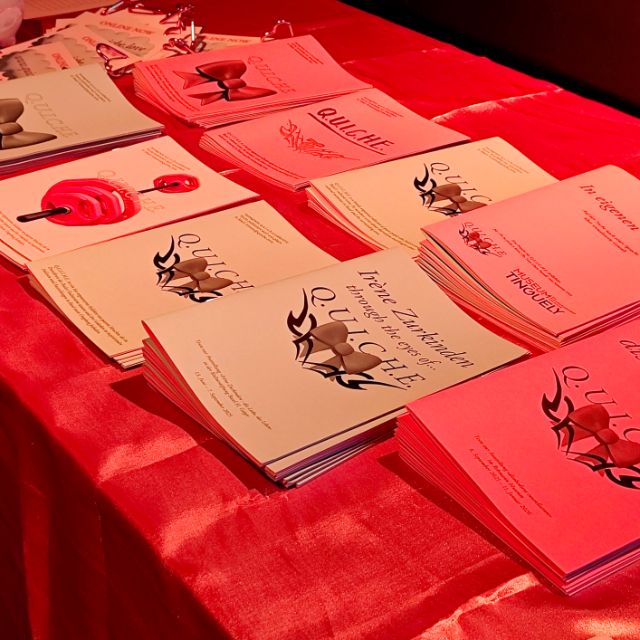 Die Q.U.I.C.H.E. Texte in sogenannten "Zines", also kleinen Publikationen (Fotografie von Claudia Heim)